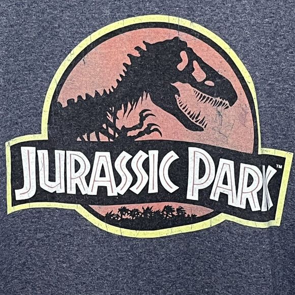 Jurassic Park T-Shirt Adult Medium Dinosaur World Movie Logo Graphic Casual VGC - Picture 2 of 8
